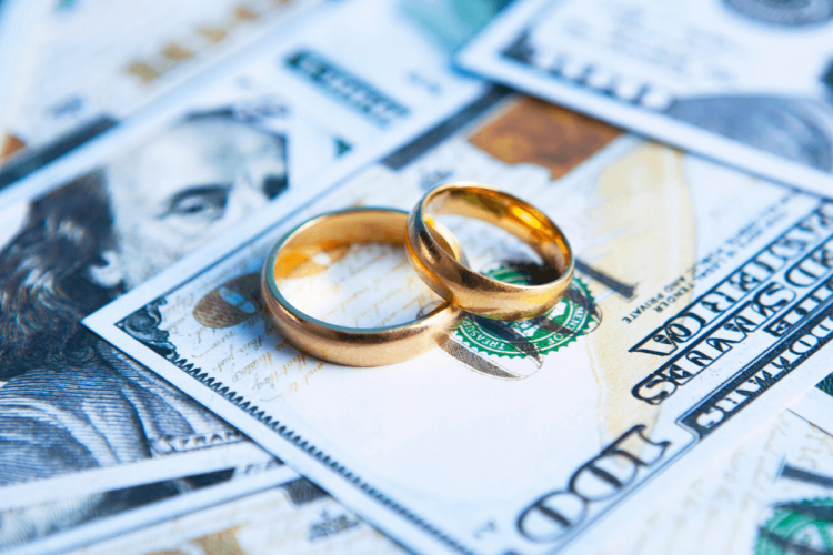 money and rings